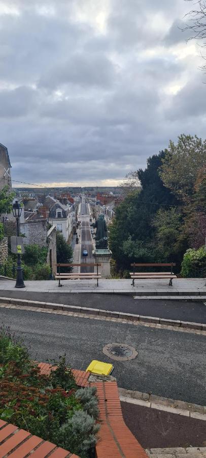 Studio 4 Personnes Aux Pieds Du Chateau De Blois Avec Experience De Dormir Sous Les Aurores Boreales Luaran gambar